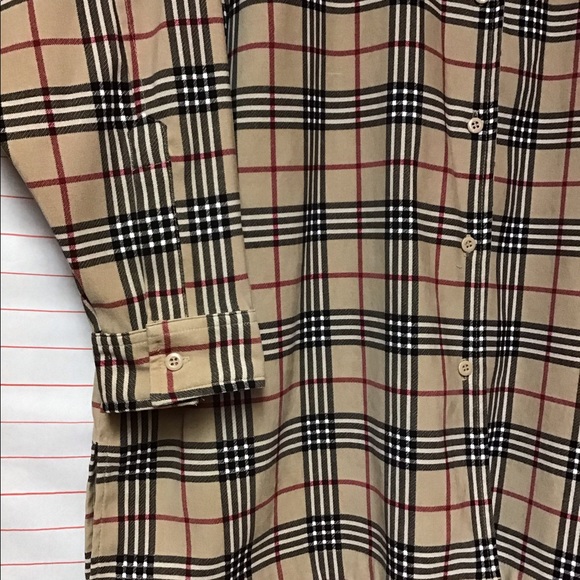 CHANDLER HILL COLLECTION woman’s button down shirt or shirt jacket - Picture 3 of 7